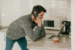 Troubleshooting Common Microwave Problems: Your Easy Guide 11 refrigerator repairing services in Kolkata, refrigerator repairing service, best microwave repair center in Kolkata, Common Microwave Problems